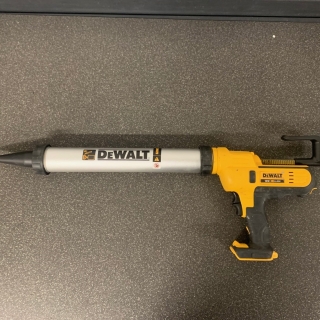 Výtlačná aku-pistole DeWALT – DCE580N-DJ ( nevyzvednutý opravený přístroj )